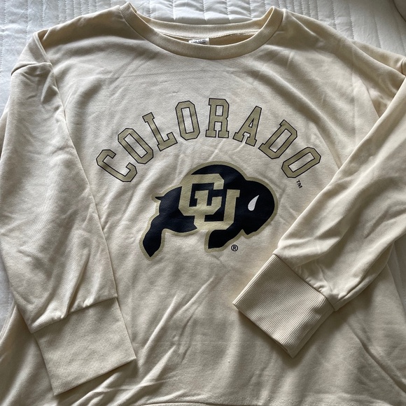 BNWT University of Colorado CU Boulder sweatshirt size M - Picture 1 of 7